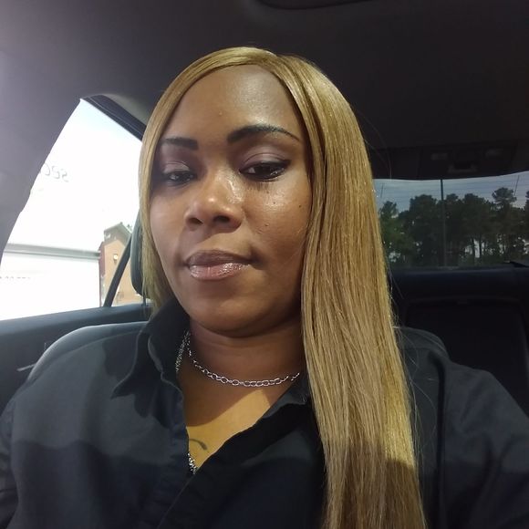 Meet your Posher, Ashley - Picture 1 of 1